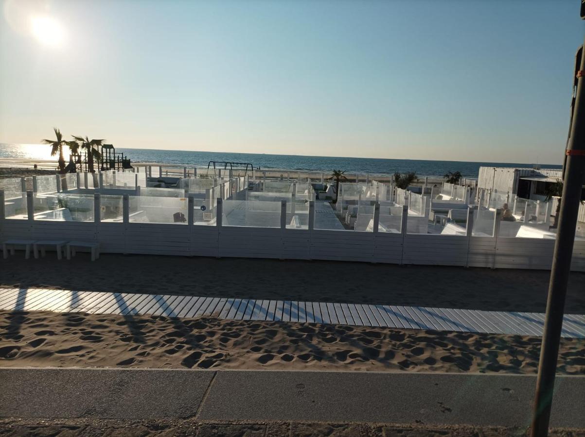 Frontaal Zeezicht In De Strandjutter Appartement Oostende